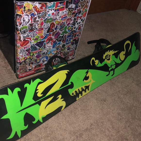 K2 Vandal Snowboard + matching K2 Vandal Bindings - Picture 2 of 7